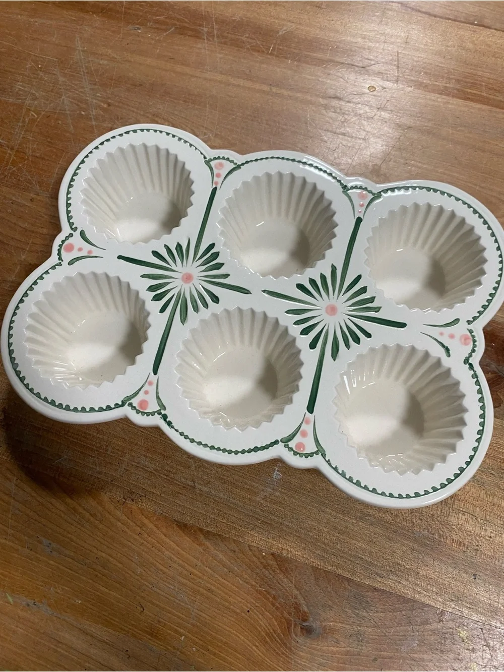 Anthropologie muffin tin